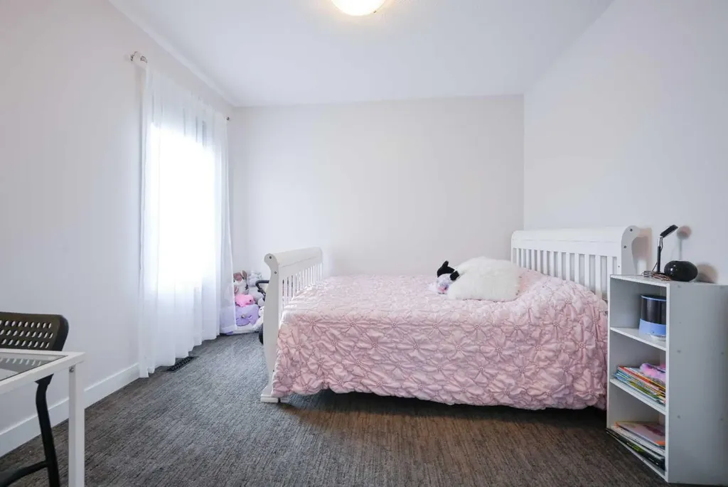 11334 62 Avenue Grande Prairie AB T8W0L3