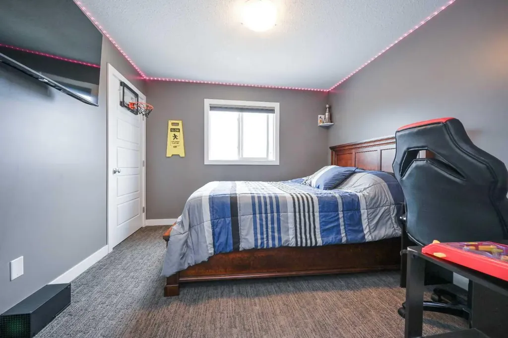 11334 62 Avenue Grande Prairie AB T8W0L3