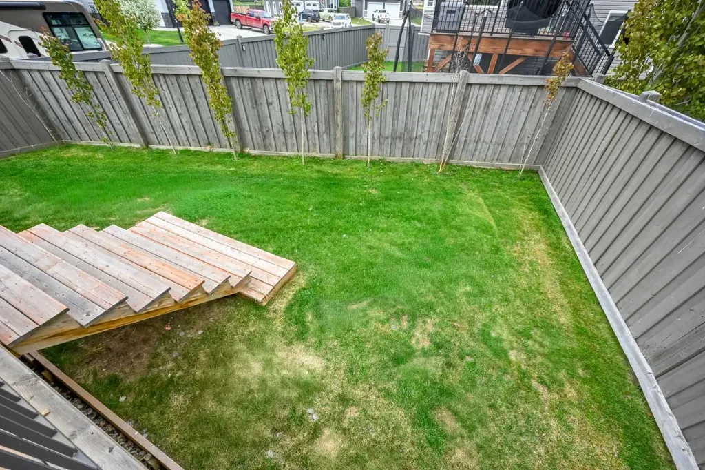 11334 62 Avenue Grande Prairie AB T8W0L3