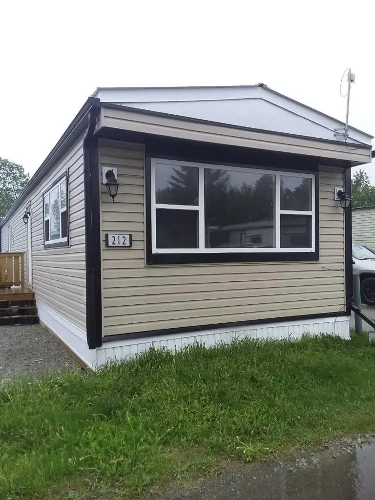 6220 17 Avenue SE Calgary AB T2A 0W6