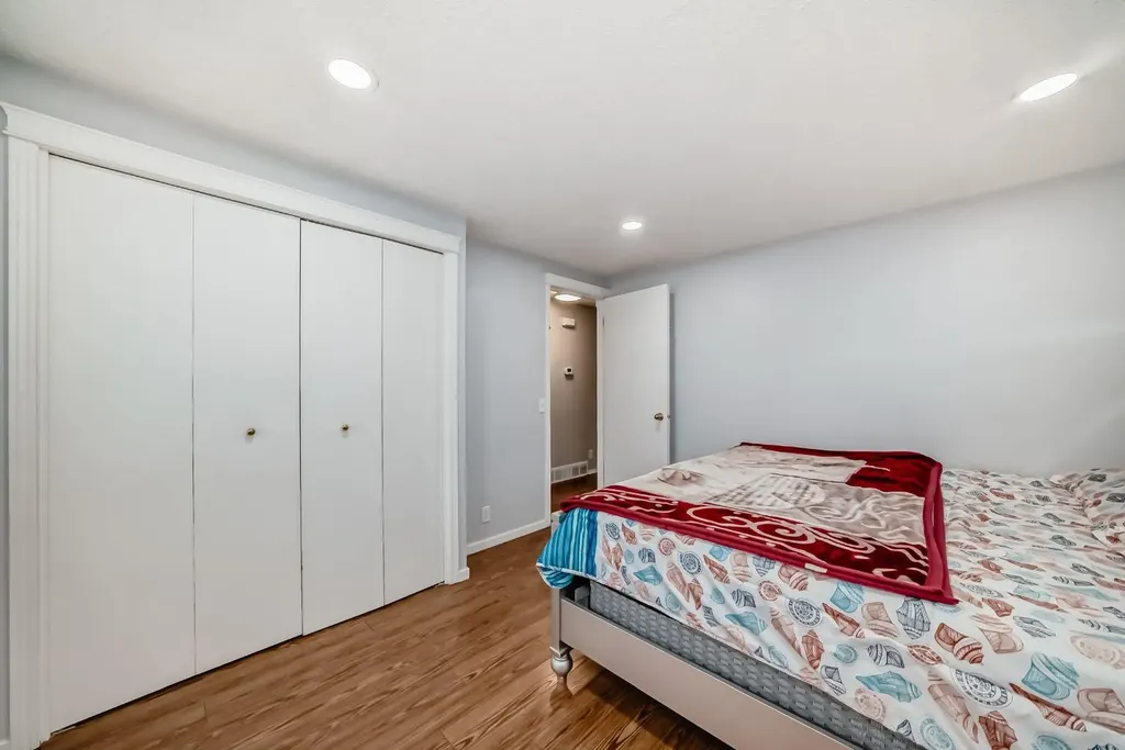 116 Pineson Place NE Calgary AB T1Y2R1