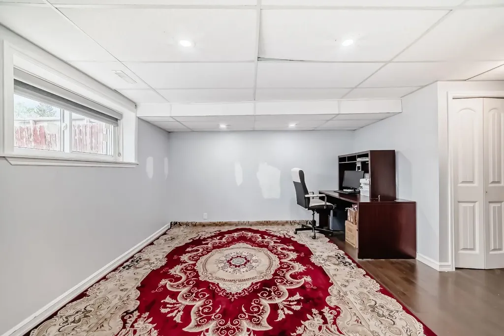 116 Pineson Place NE Calgary AB T1Y2R1