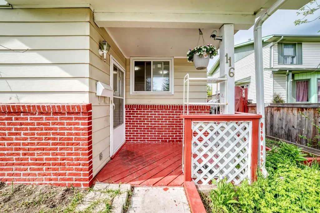 116 Pineson Place NE Calgary AB T1Y2R1