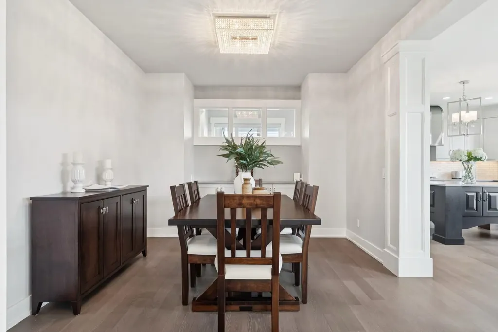 10 Timberline Place SW Calgary AB T3H 0W3