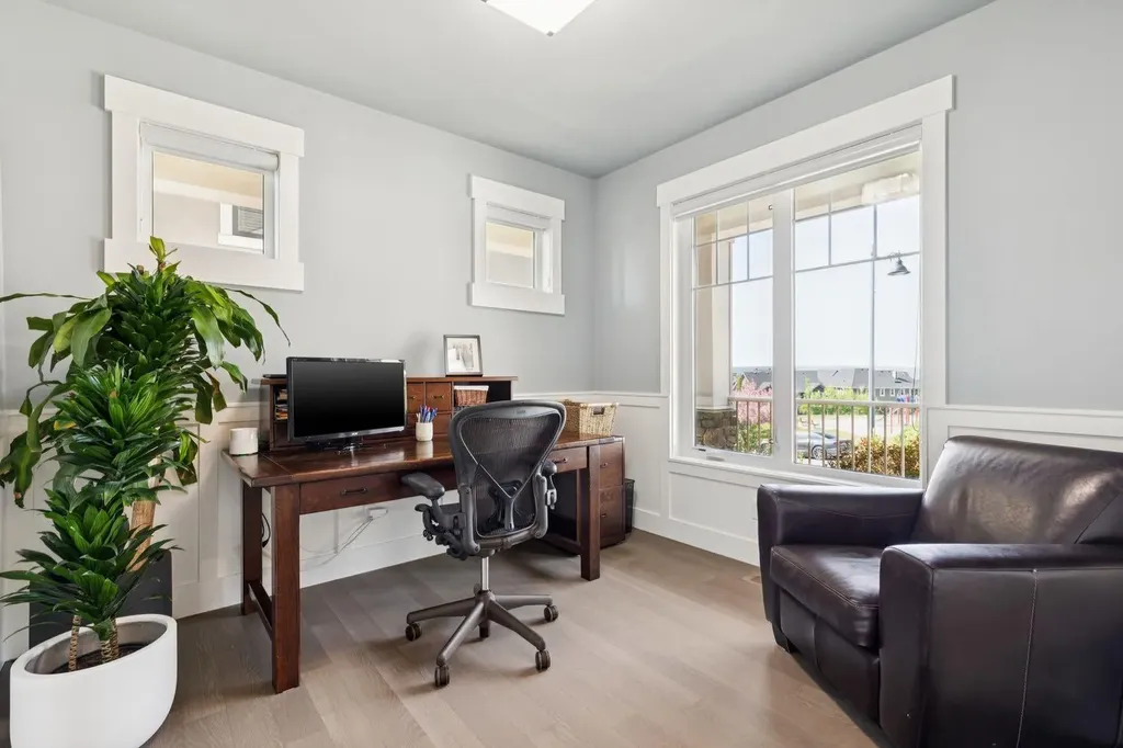 10 Timberline Place SW Calgary AB T3H 0W3