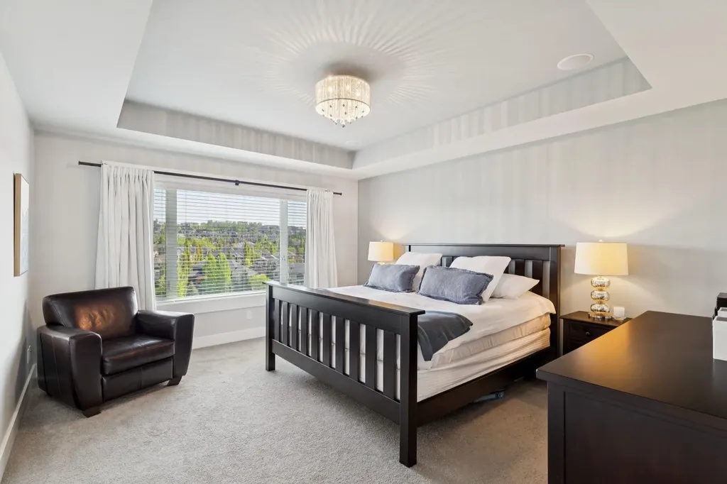 10 Timberline Place SW Calgary AB T3H 0W3