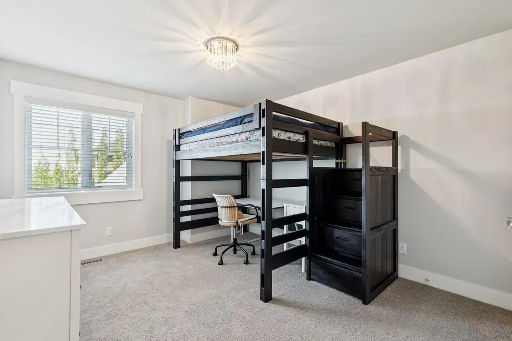 10 Timberline Place SW Calgary AB T3H 0W3