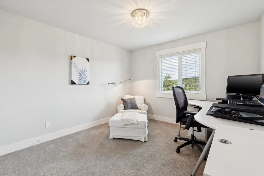 10 Timberline Place SW Calgary AB T3H 0W3