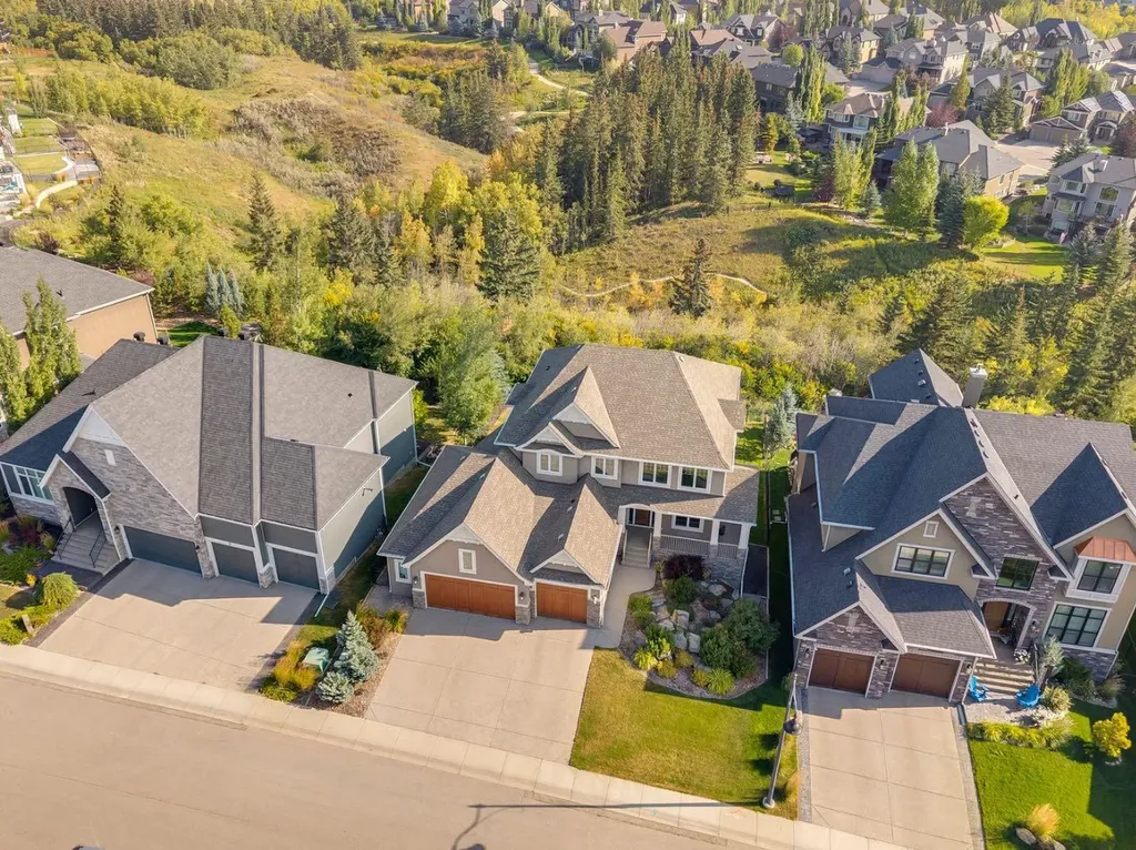10 Timberline Place SW Calgary AB T3H 0W3