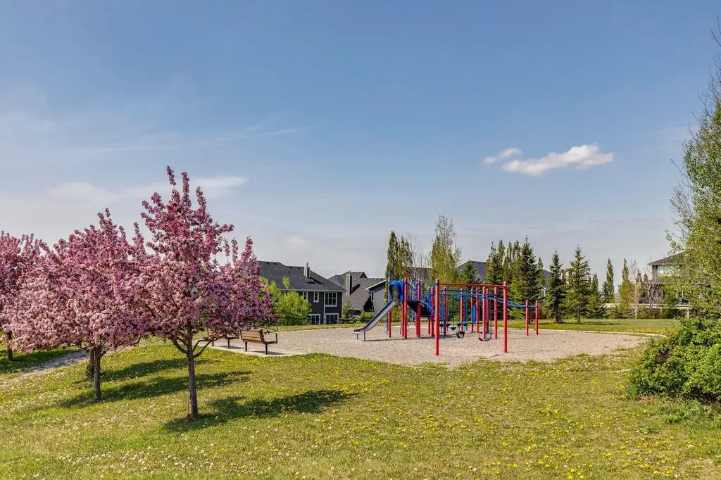 10 Timberline Place SW Calgary AB T3H 0W3