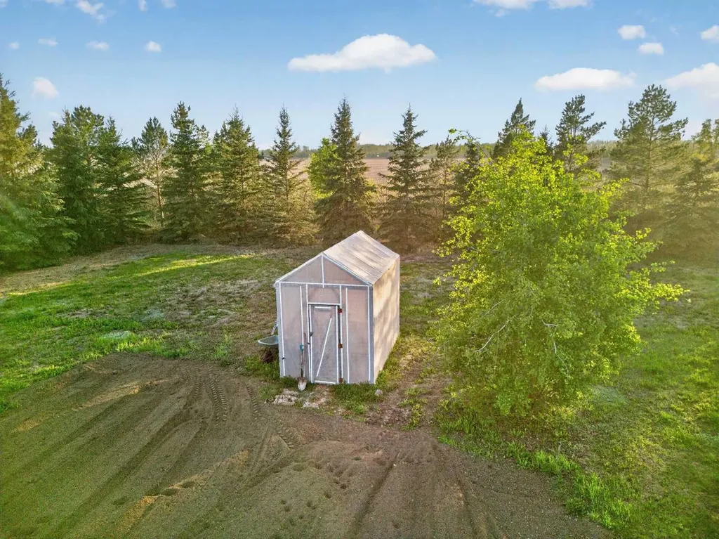 13443 Twp Road 1091 Rural Mackenzie County AB T0H 2H0