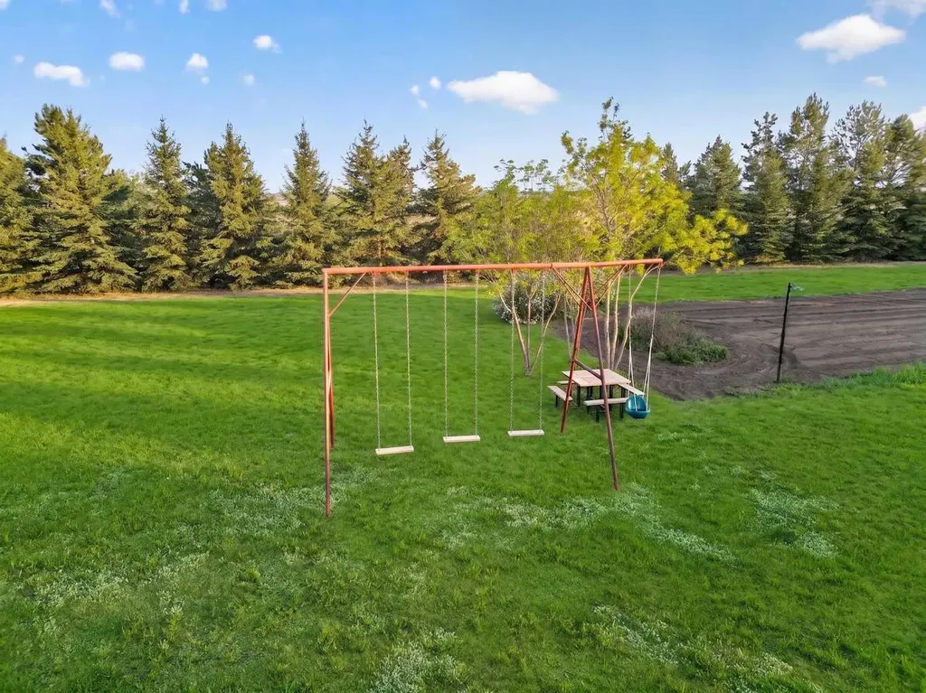 13443 Twp Road 1091 Rural Mackenzie County AB T0H 2H0