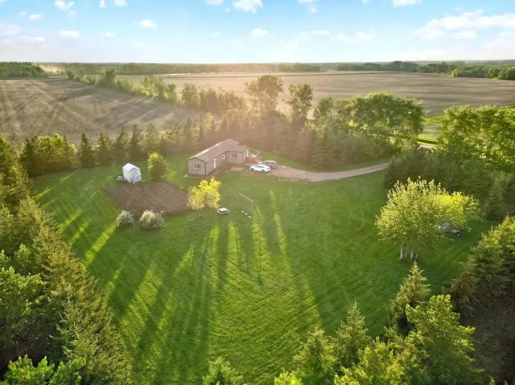 13443 Twp Road 1091 Rural Mackenzie County AB T0H 2H0