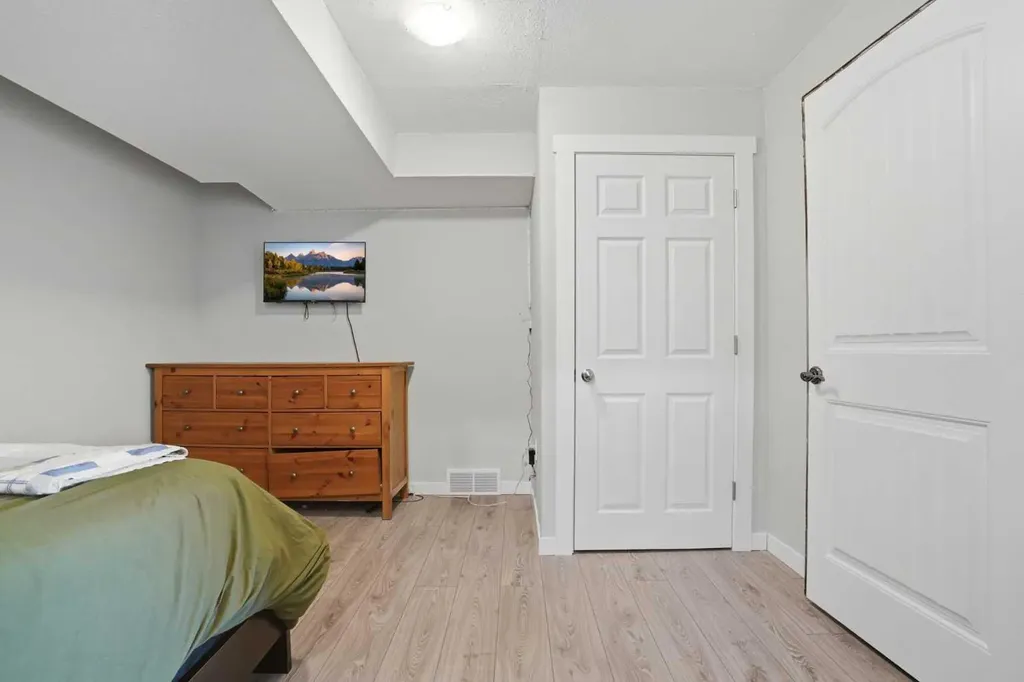 413 Sunrise Hill Diamond Valley AB T0L 2A0