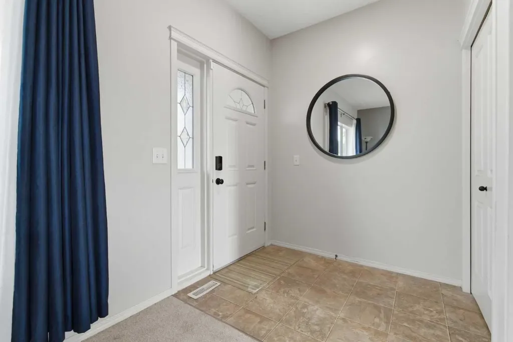 413 Sunrise Hill Diamond Valley AB T0L 2A0