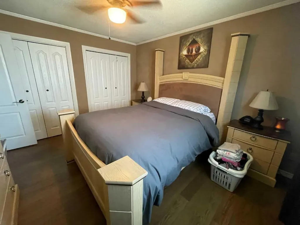 10717 103 Avenue Fairview AB T0H1L0