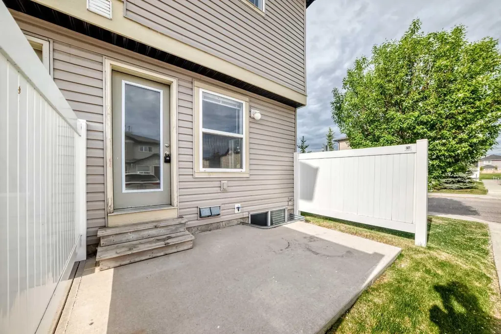 501 Saddlecrest Boulevard NE Calgary AB T3J0G2