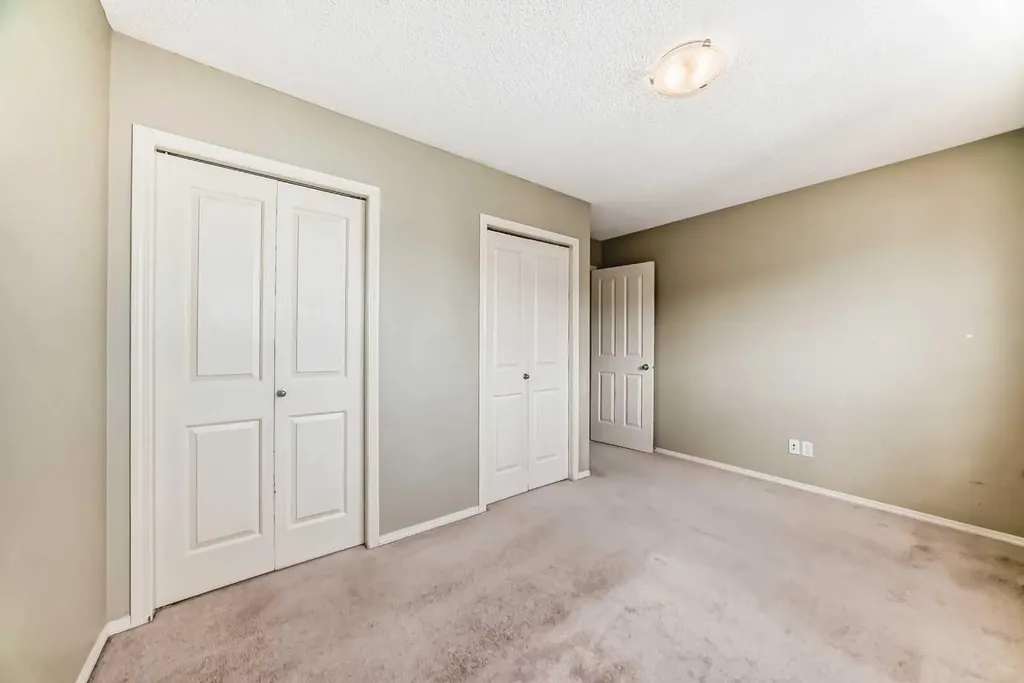 501 Saddlecrest Boulevard NE Calgary AB T3J0G2