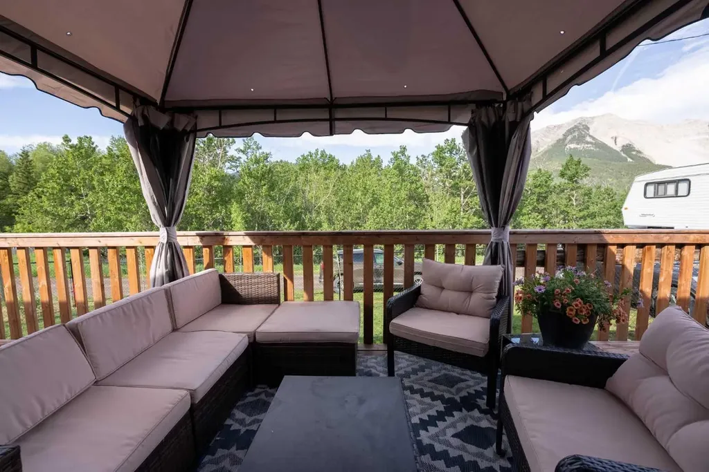 22408 27 Avenue Bellevue AB T0K 0C0