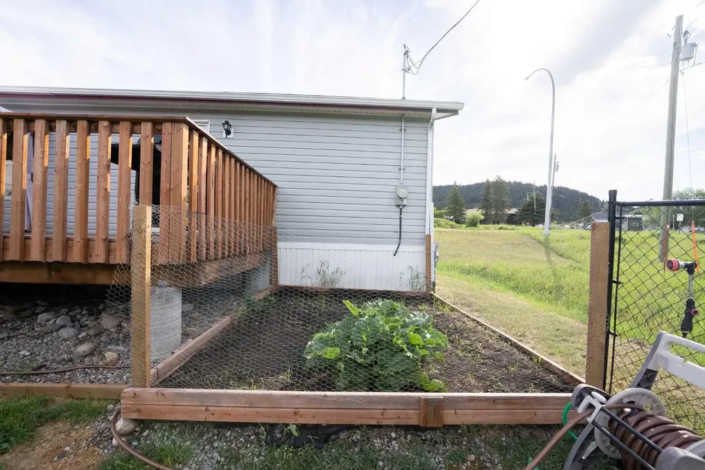 22408 27 Avenue Bellevue AB T0K 0C0