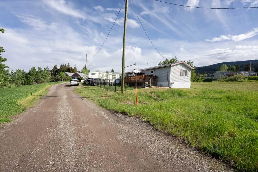 22408 27 Avenue Bellevue AB T0K 0C0