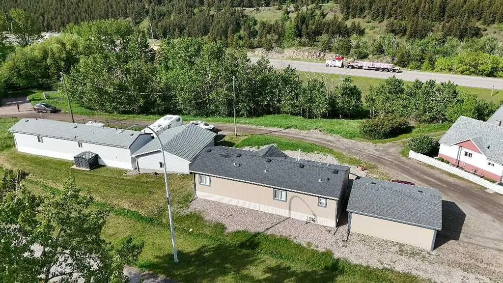 22408 27 Avenue Bellevue AB T0K 0C0