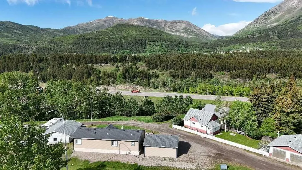 22408 27 Avenue Bellevue AB T0K 0C0