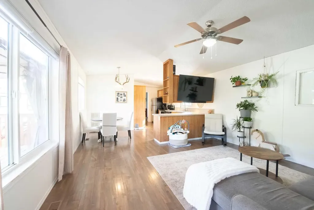22408 27 Avenue Bellevue AB T0K 0C0