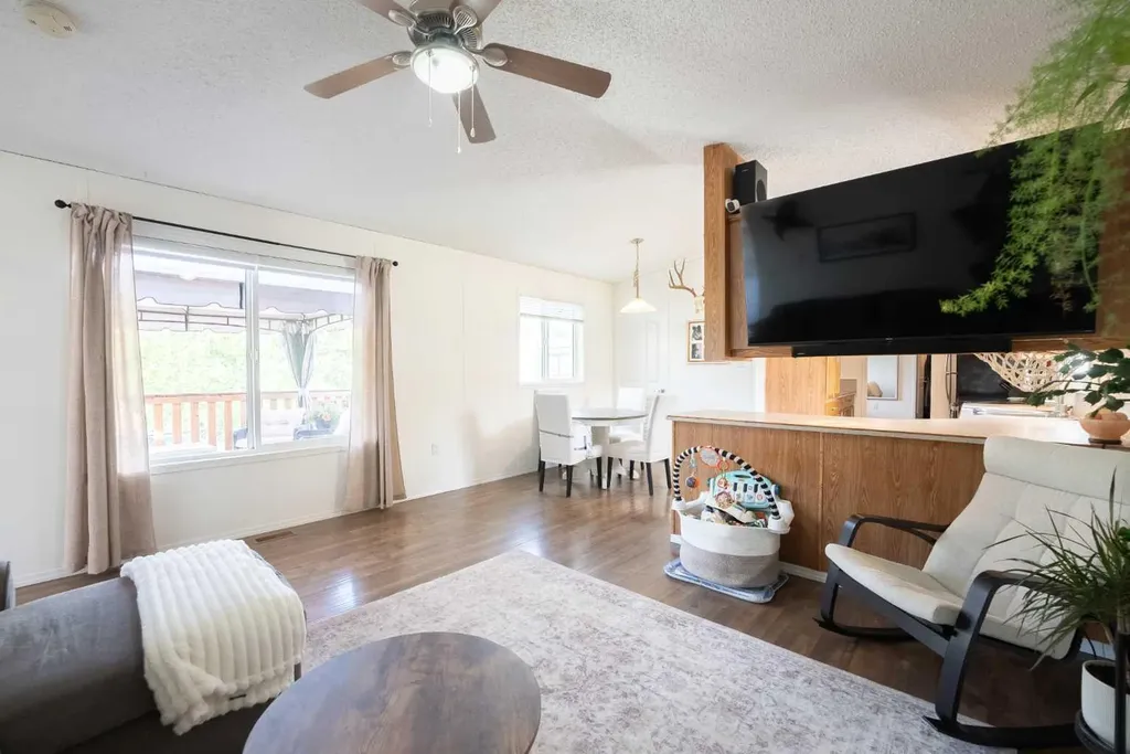 22408 27 Avenue Bellevue AB T0K 0C0