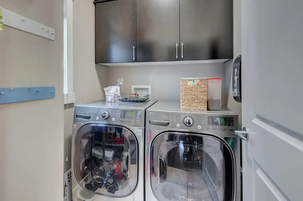 78 Ypres Green SW Calgary AB T2T 6M1