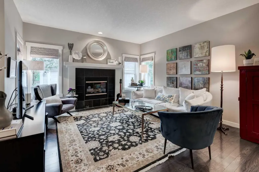 78 Ypres Green SW Calgary AB T2T 6M1