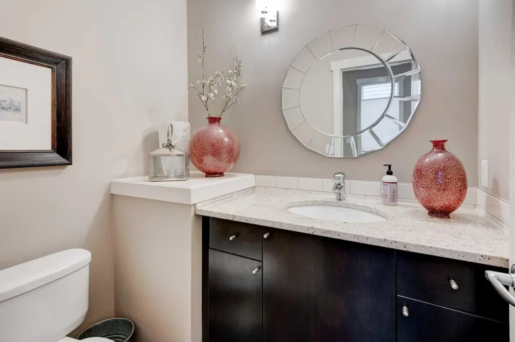 78 Ypres Green SW Calgary AB T2T 6M1