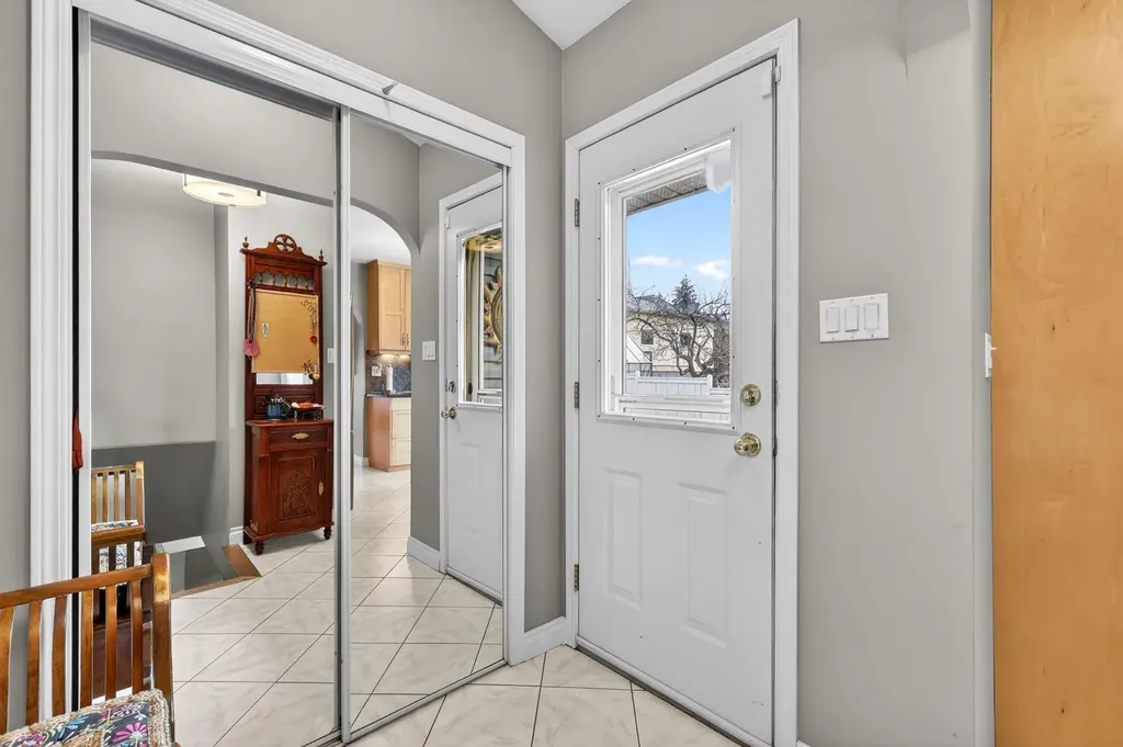 2316 Richmond Road SW Calgary AB T2T 5E4