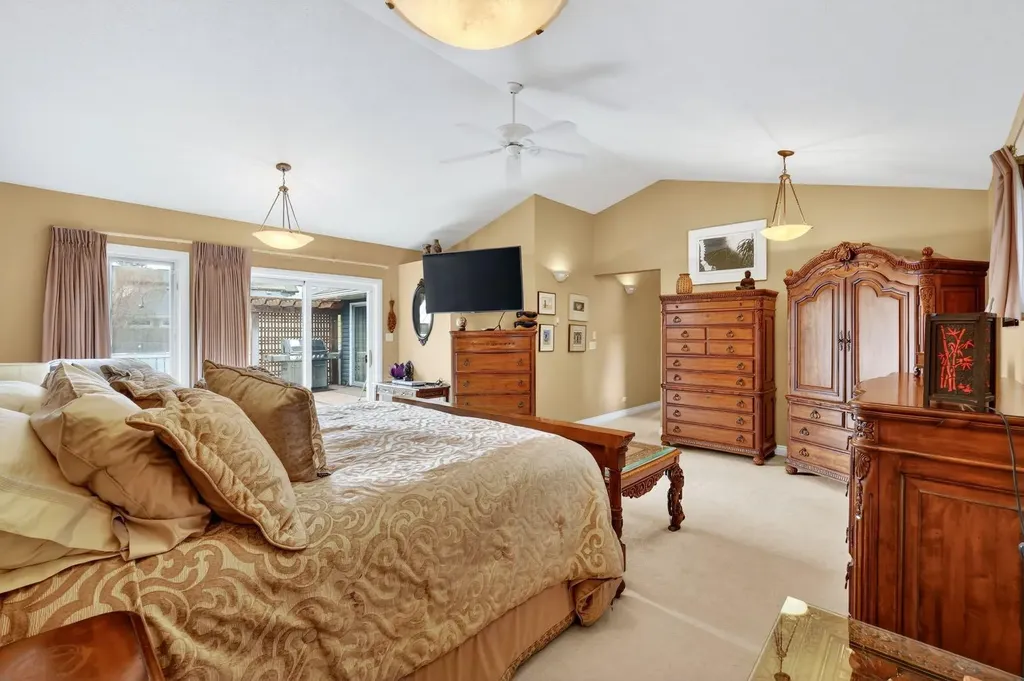 2316 Richmond Road SW Calgary AB T2T 5E4