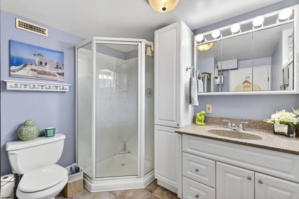 2316 Richmond Road SW Calgary AB T2T 5E4