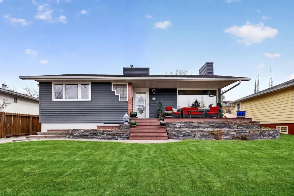 2316 Richmond Road SW Calgary AB T2T 5E4
