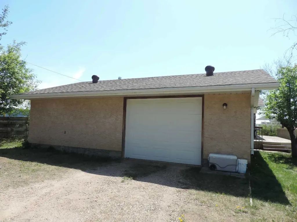 5048 51 Rimbey AB T0C 2J0