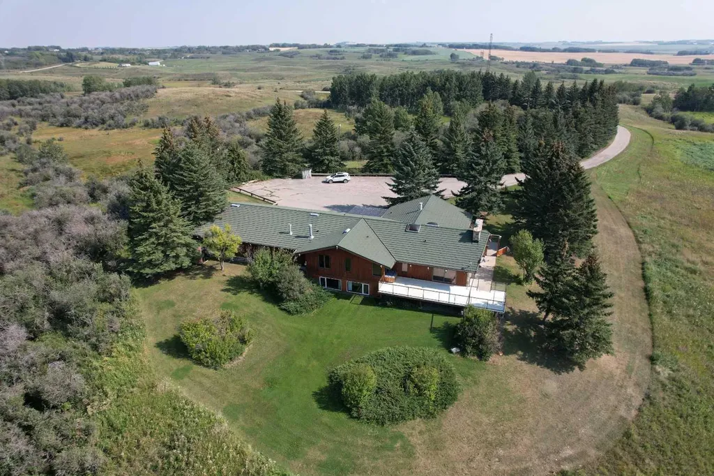 273167 Range Road 25 Rural Rocky View County AB T4B 4P6