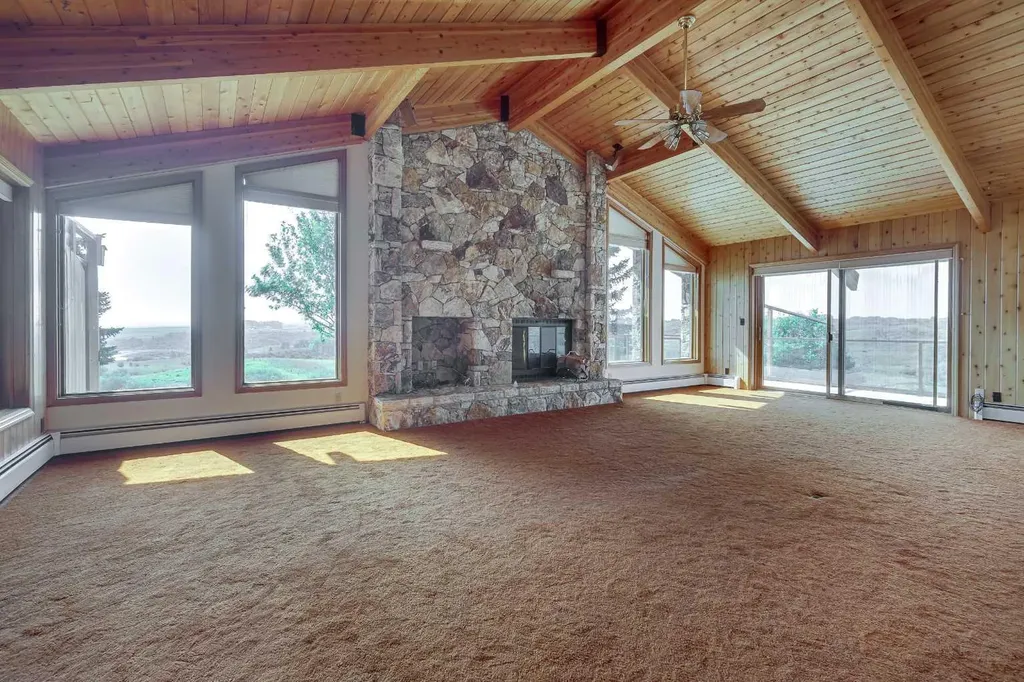 273167 Range Road 25 Rural Rocky View County AB T4B 4P6
