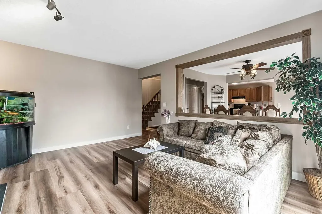 36 Millside Way SW Calgary AB T2Y 2P7