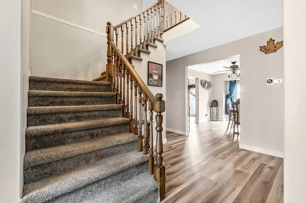 36 Millside Way SW Calgary AB T2Y 2P7