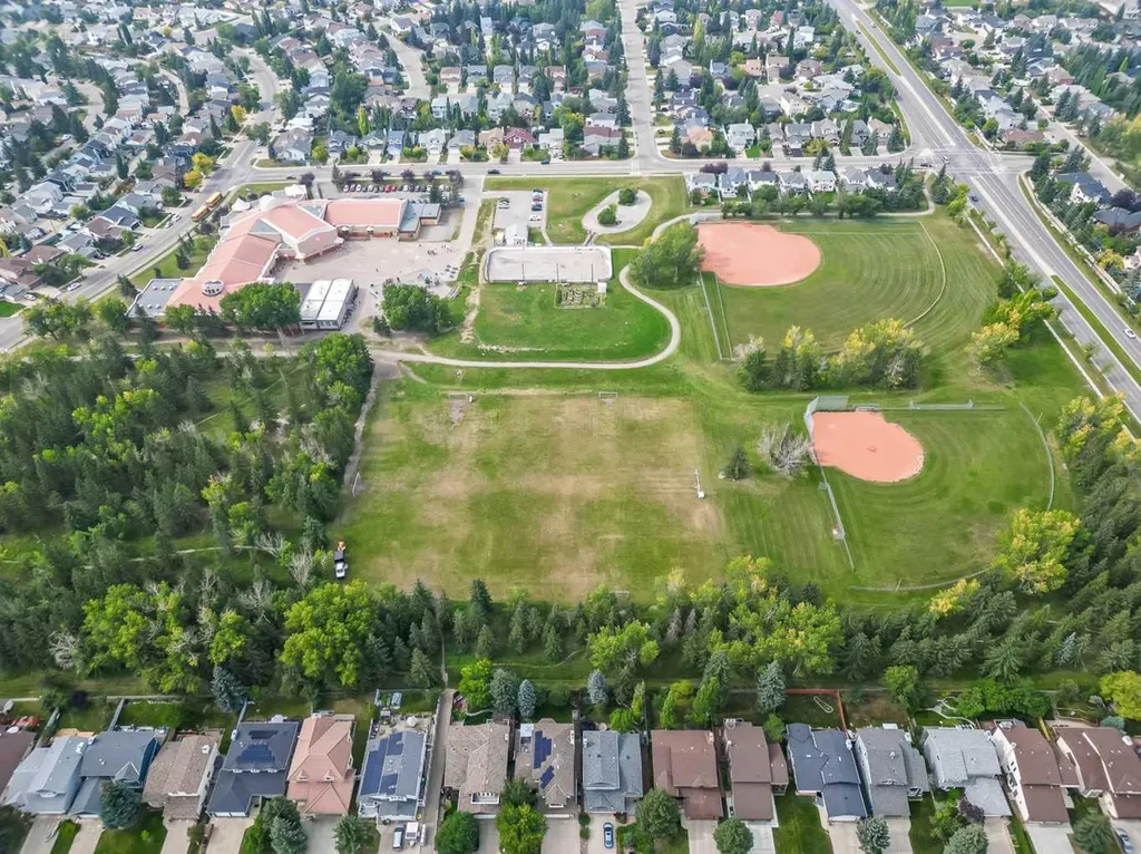 36 Millside Way SW Calgary AB T2Y 2P7