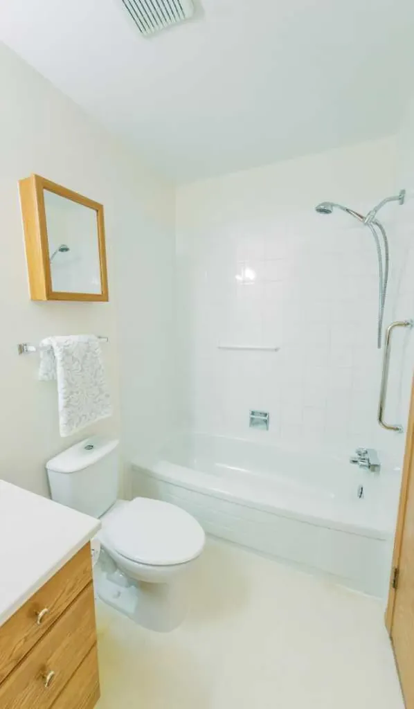 4814B 48 Street Stettler AB T4K1A5