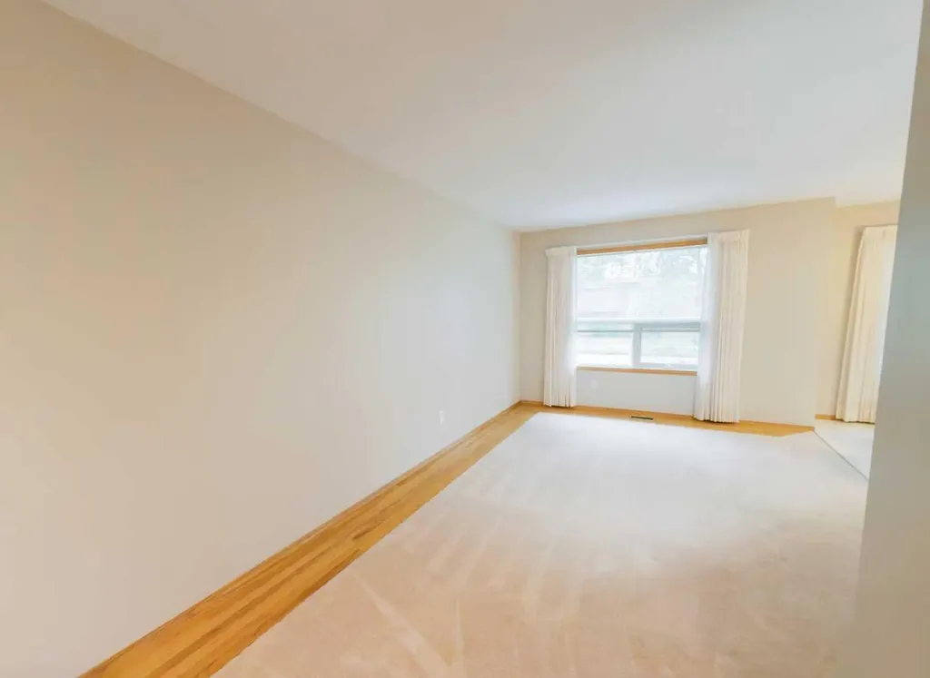 4814B 48 Street Stettler AB T4K1A5