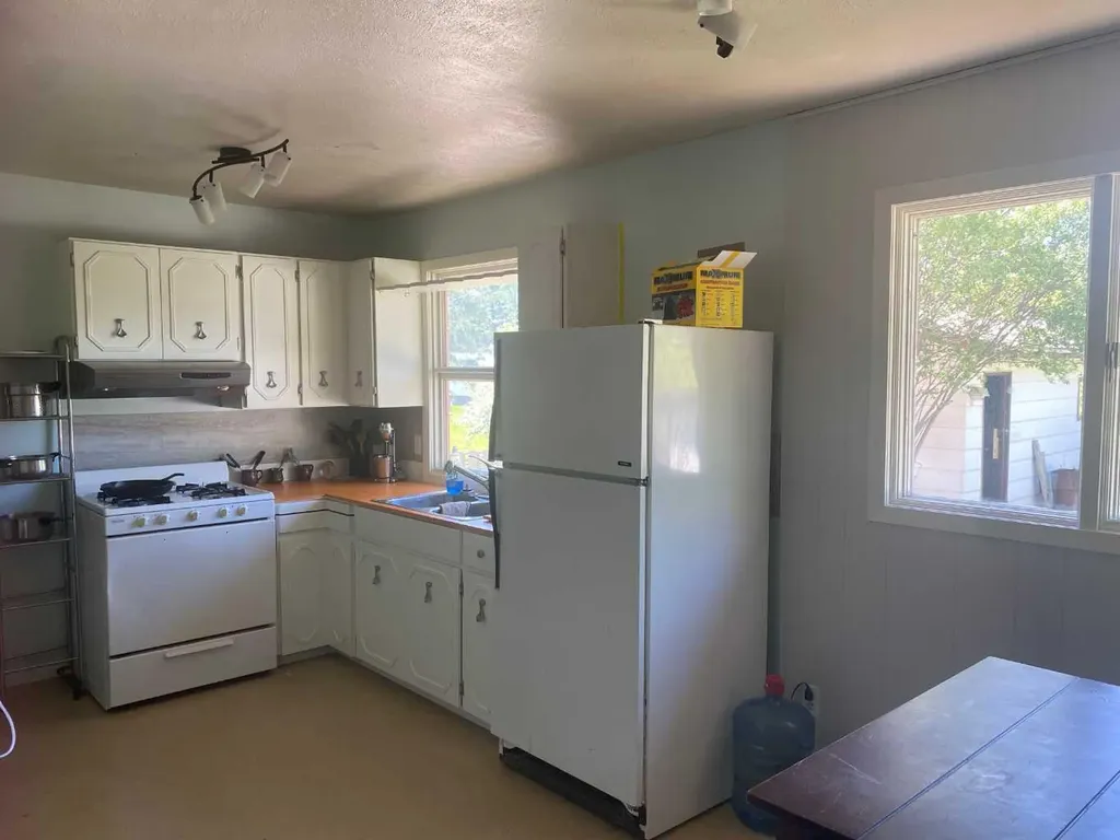 4910 51 Street Eaglesham AB T0H1H0