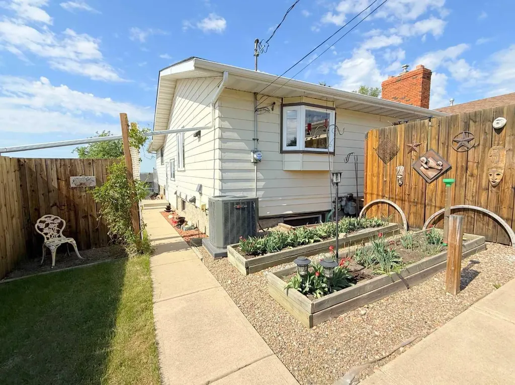 5301 Birch Crescent Boyle AB T0A 0M0