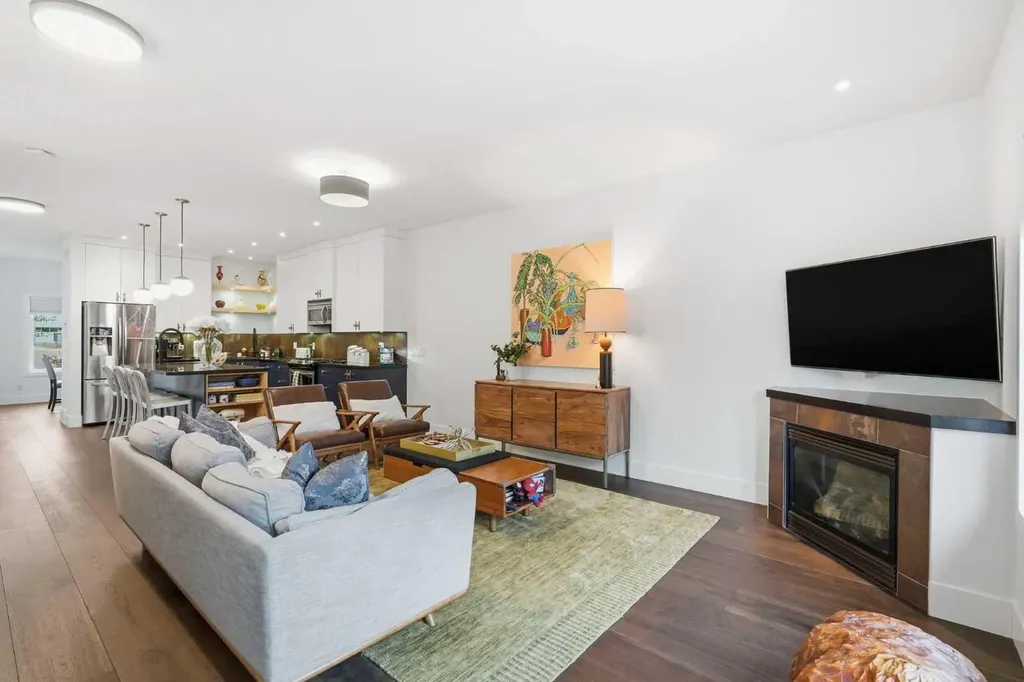 226 11 Avenue NW Calgary AB T2M0A2