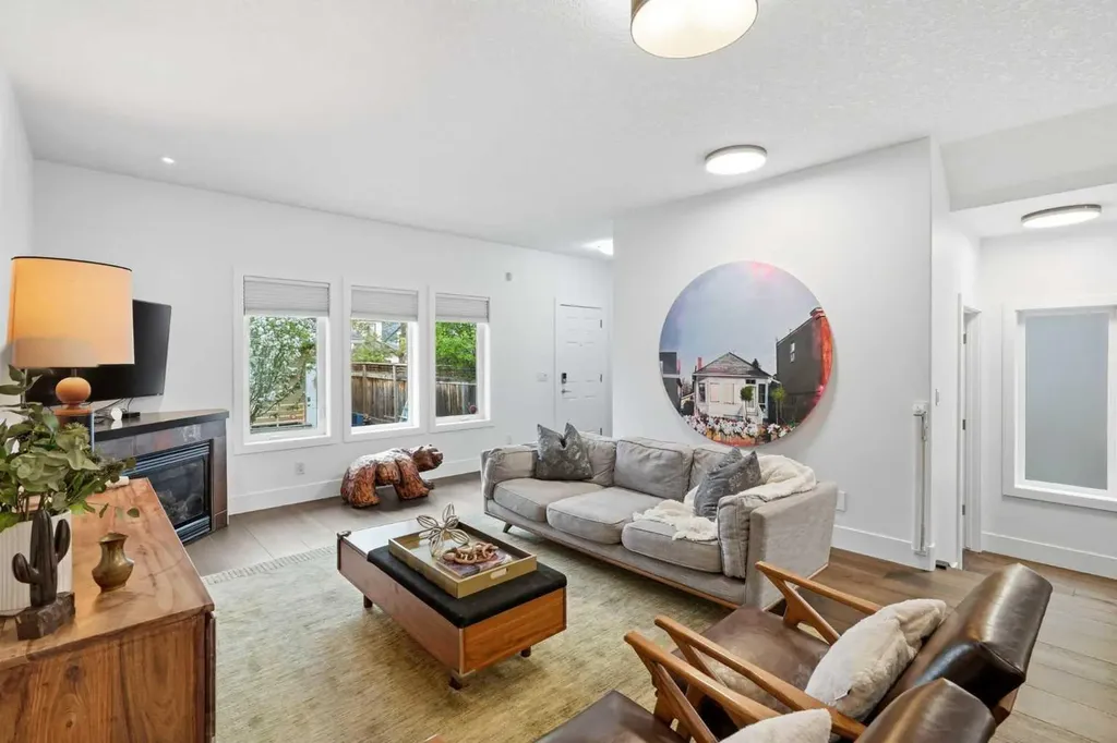226 11 Avenue NW Calgary AB T2M0A2