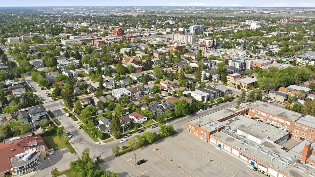 226 11 Avenue NW Calgary AB T2M0A2
