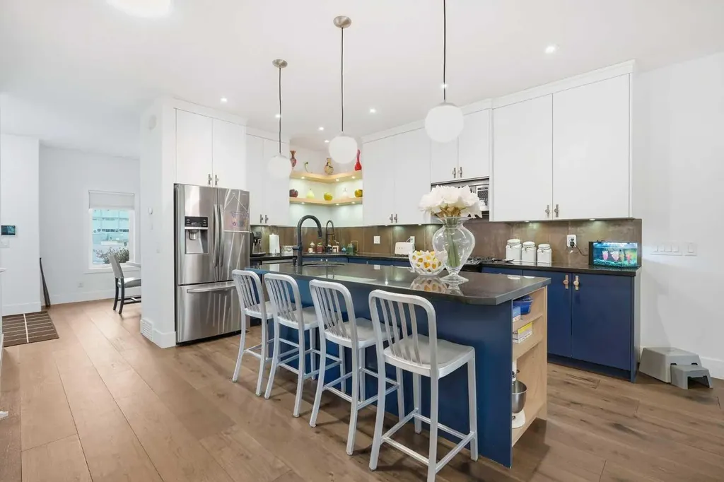 226 11 Avenue NW Calgary AB T2M0A2